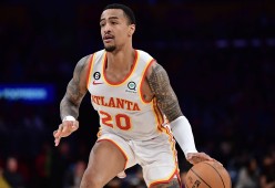 开元网站 - 莱万多夫斯基遭遇三连败，老鹰教练面临压力！